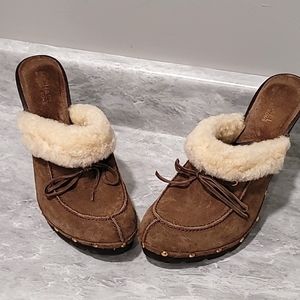 Michael Kors Sheering Clogs US 8.5